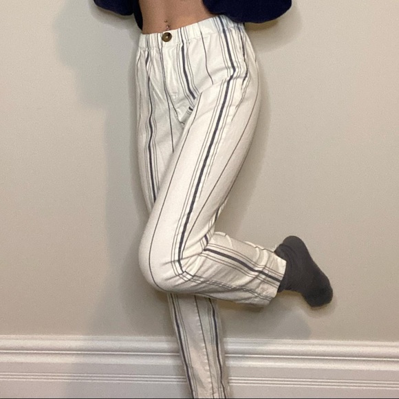 Brandy Melville pants - Picture 3 of 3